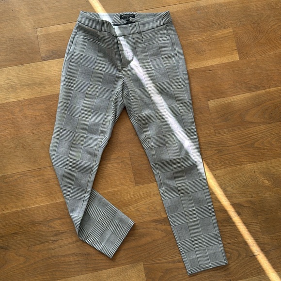 Banana Republic plaid trousers 2 - Picture 2 of 5